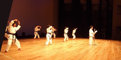 03 karate.jpg